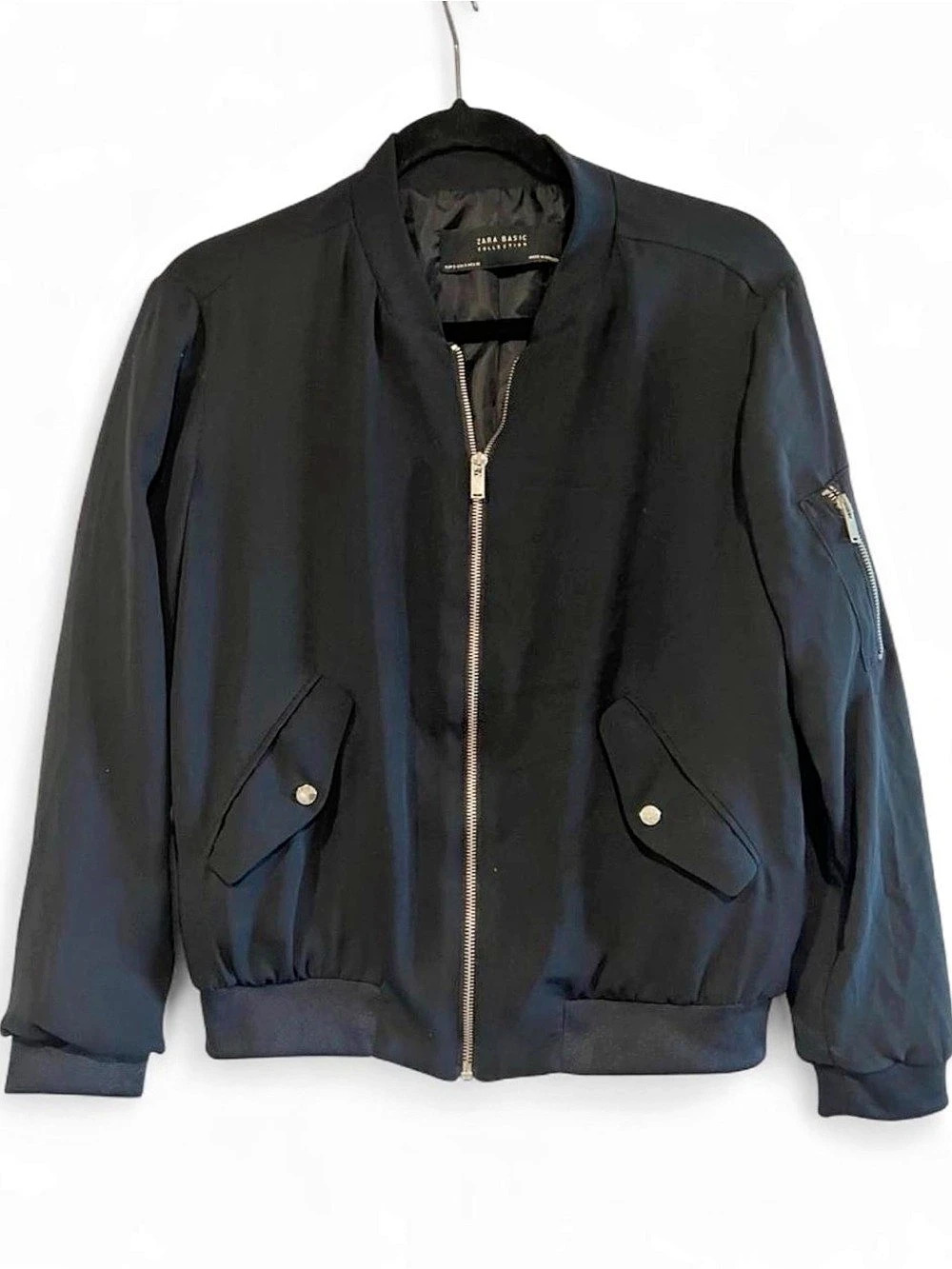 Zara Women's Black Bomber Jacket Size Medium